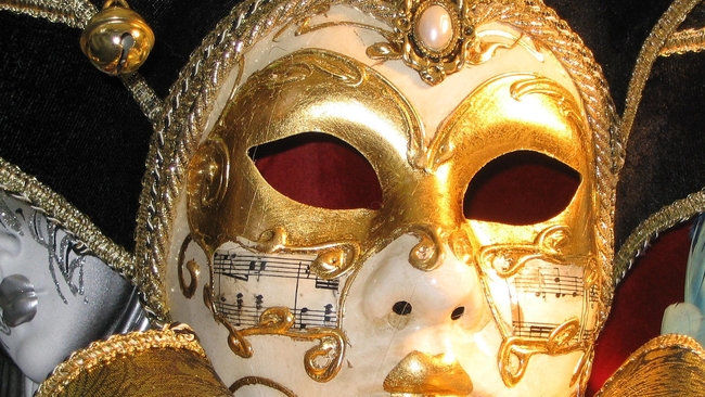 Eyes Wide Shut (Source: themoviedb.org)