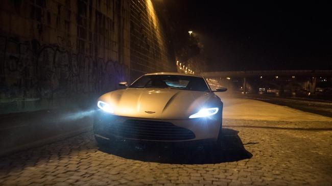 Spectre - 007 (Source: themoviedb.org)