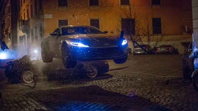 Spectre - 007 (Source: themoviedb.org)