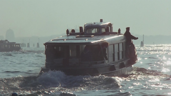 Don't Look Now (Source: themoviedb.org)