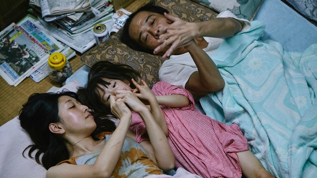 Manbiki Kazoku (Source: themoviedb.org)