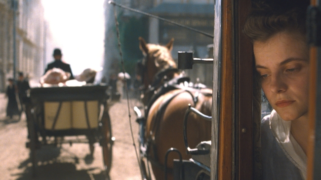 Napszállta (Source: themoviedb.org)