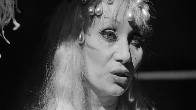 Otto e mezzo (Source: themoviedb.org)