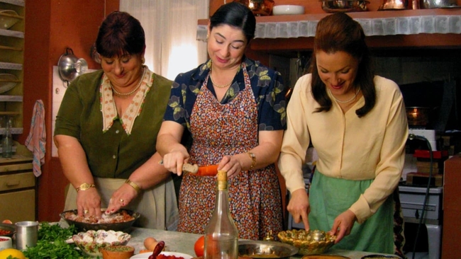 Politiki kouzina (Source: themoviedb.org)