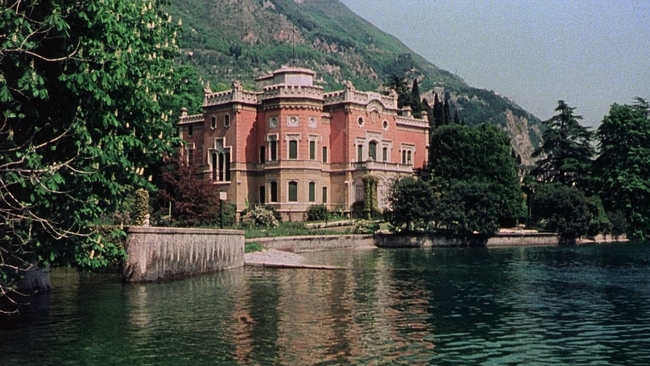 Salò o le 120 giornate di Sodoma (Source: themoviedb.org)