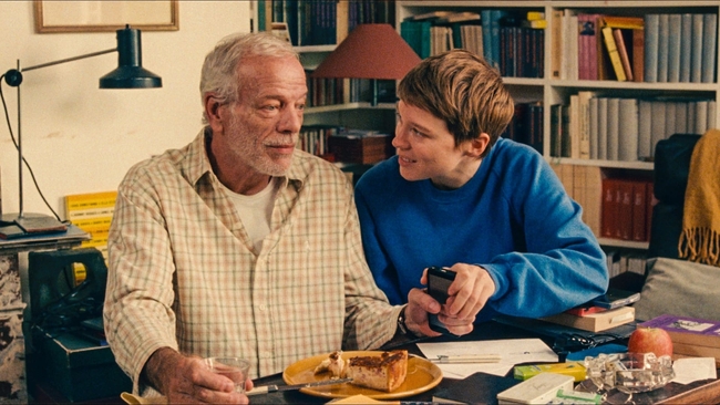 Un beau matin (Source: themoviedb.org)