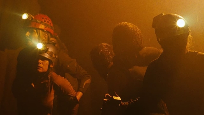 The Descent (Source: themoviedb.org)