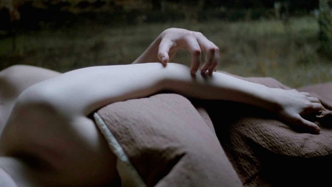 Let the Right One In (Source: themoviedb.org)