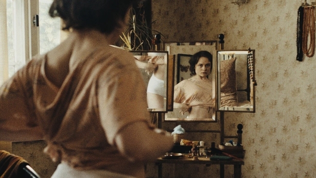 In die Sonne Schauen (Source: themoviedb.org)