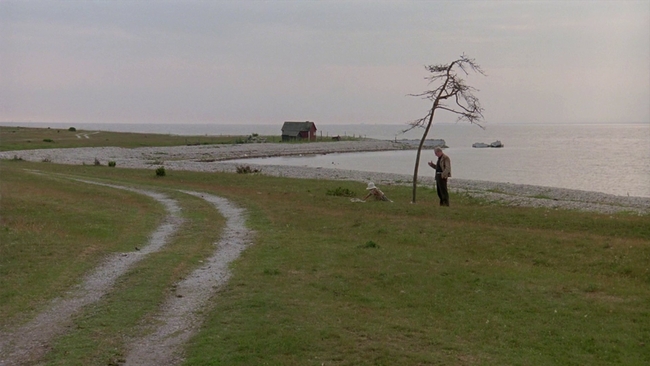 Offret (Source: themoviedb.org)