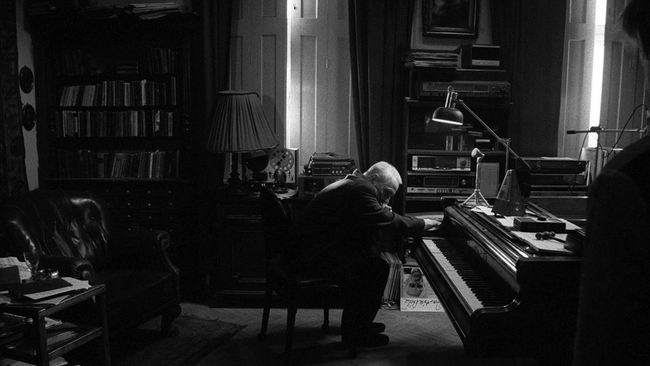 Werckmeister Harmonies (Source: themoviedb.org)