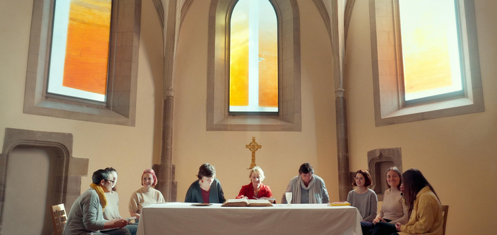Girls & Gods (imdb.com)